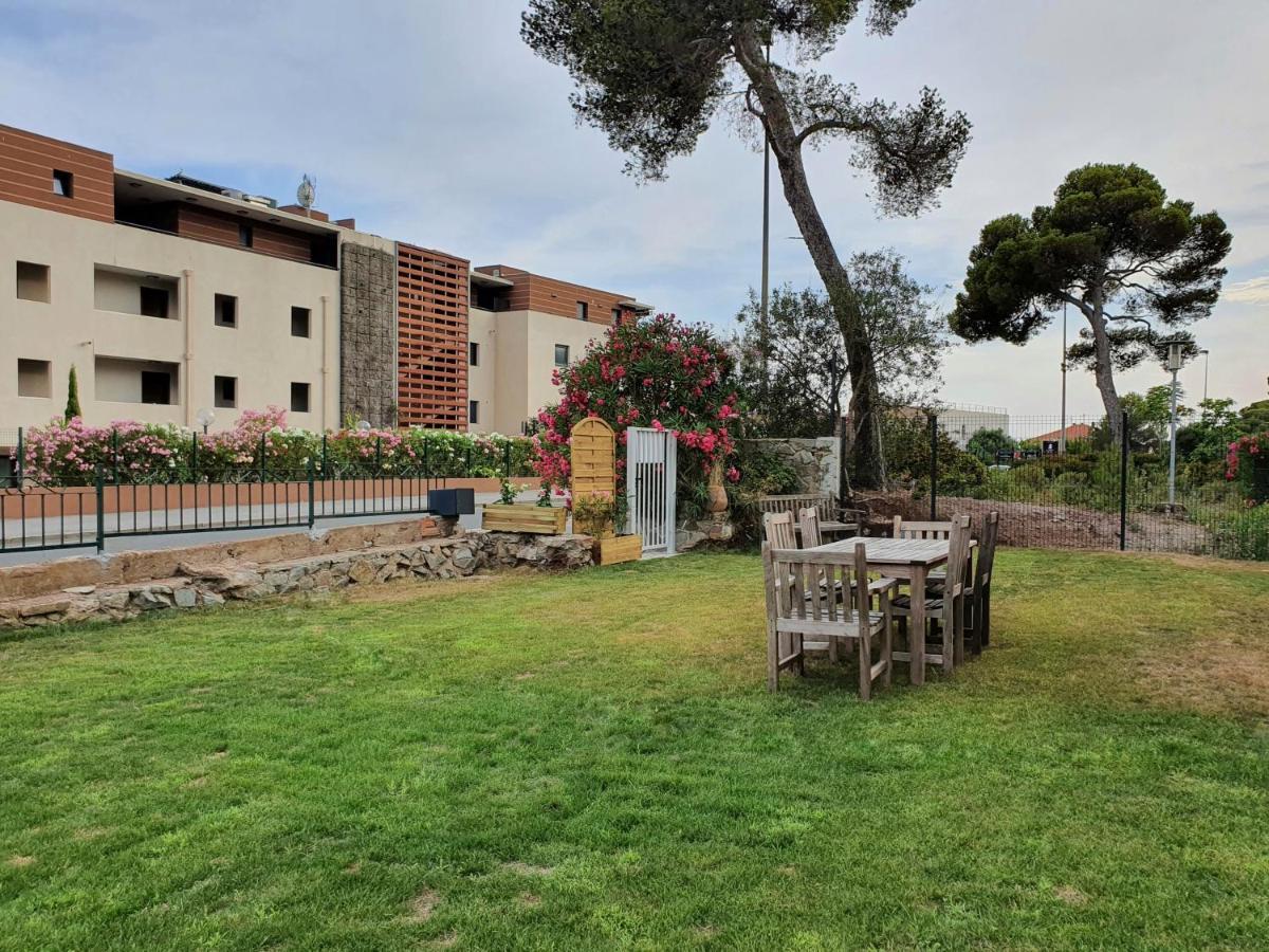 Hotel Le Virevent Saint-Raphaël Eksteriør billede