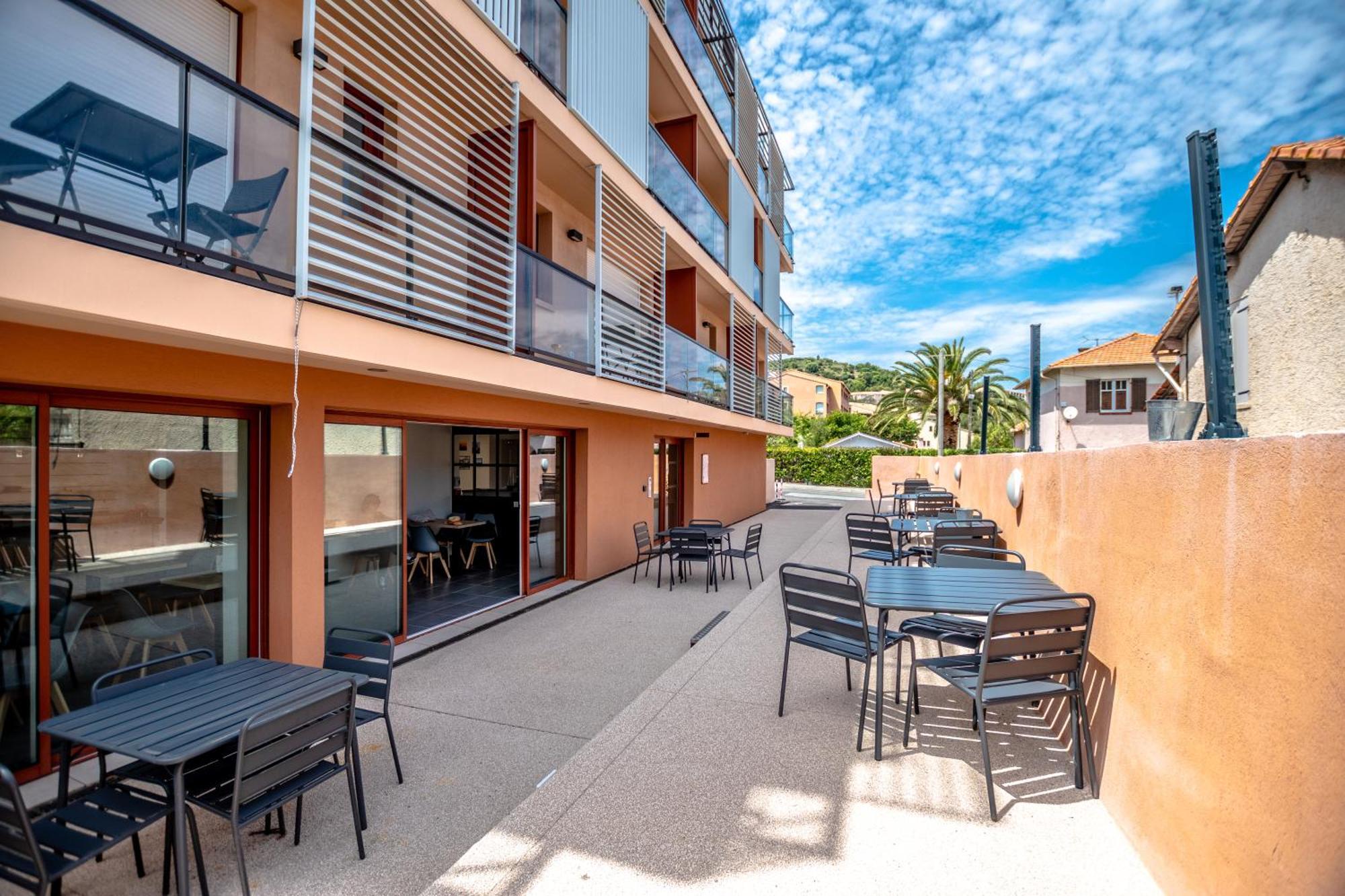 Hotel Le Virevent Saint-Raphaël Eksteriør billede